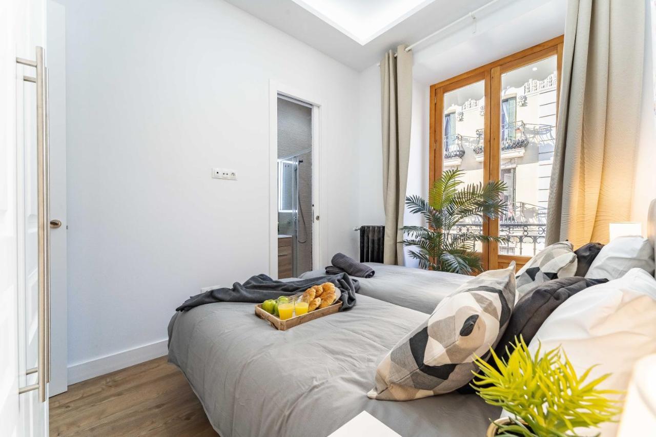 Exclusive Luxury Apartment In Central Madri Exterior foto