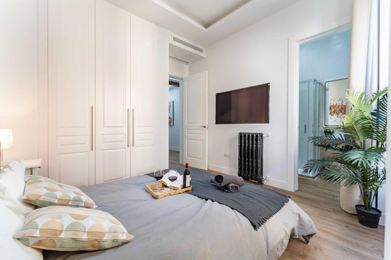 Exclusive Luxury Apartment In Central Madri Exterior foto