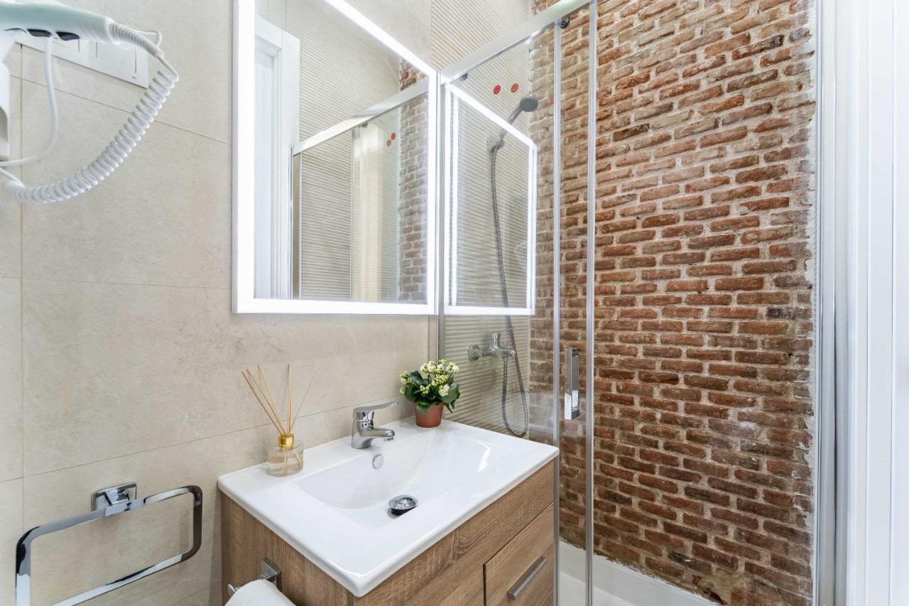 Exclusive Luxury Apartment In Central Madri Exterior foto